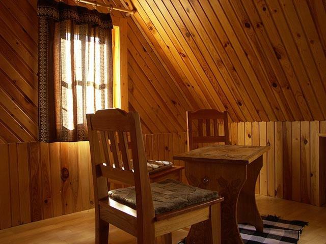 Dvor Magduska Villa Osturna Bagian luar foto