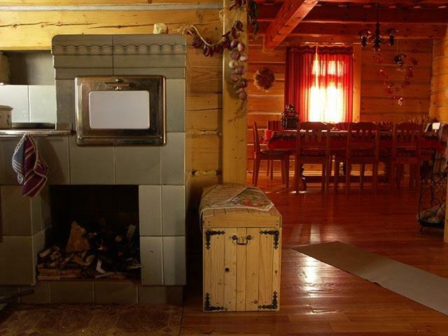 Dvor Magduska Villa Osturna Bagian luar foto
